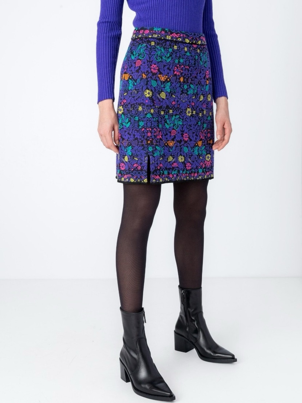 NWT IVKO Wool Blend Floral Skirt size Large (40)